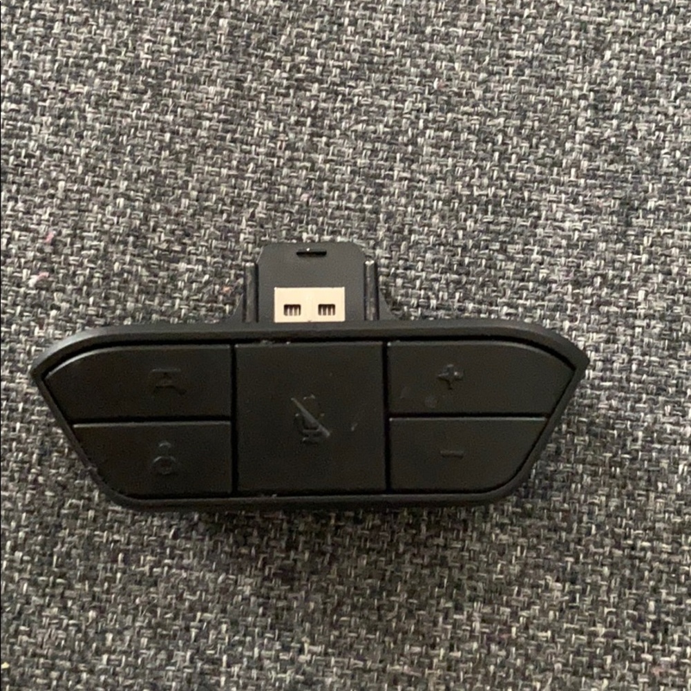 Xbox one headset adapter
